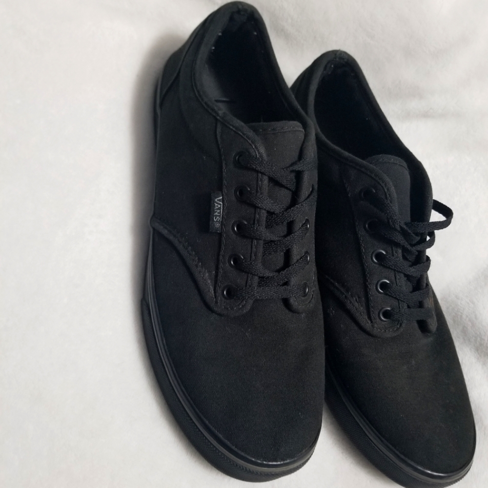 Women's Van's size 8